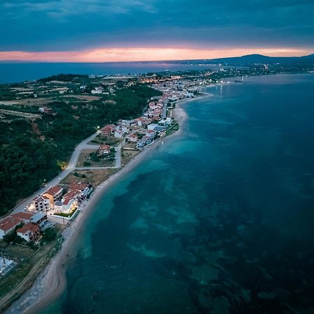 Azzurro E Verde By Rentalspro - Nea Potidaia Halkidiki Nea Poteidaia Bagian luar foto